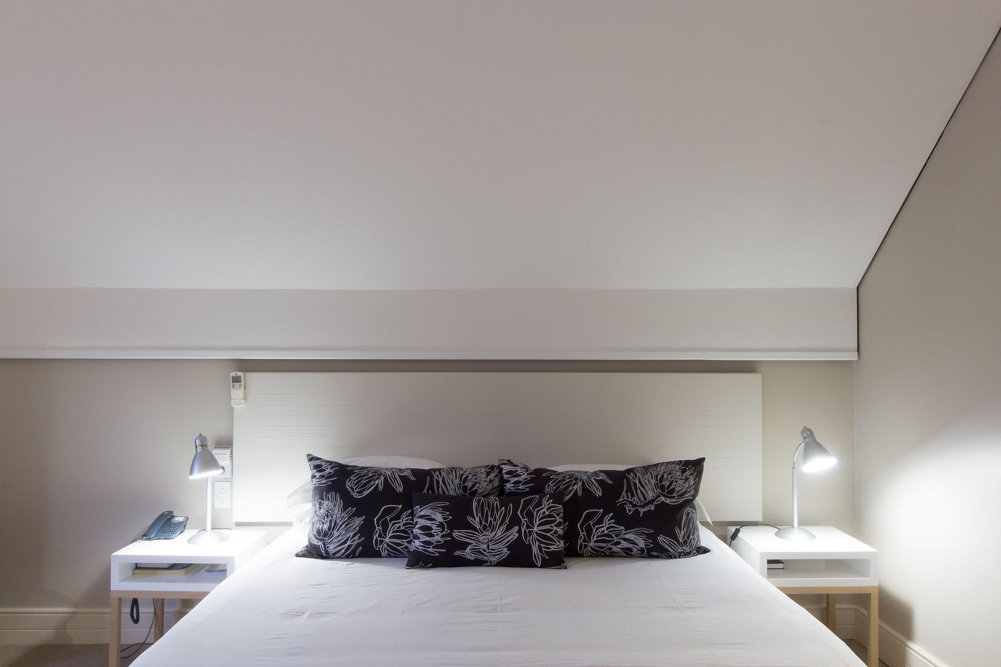 Quarry Lake Inn East London Bagian luar foto