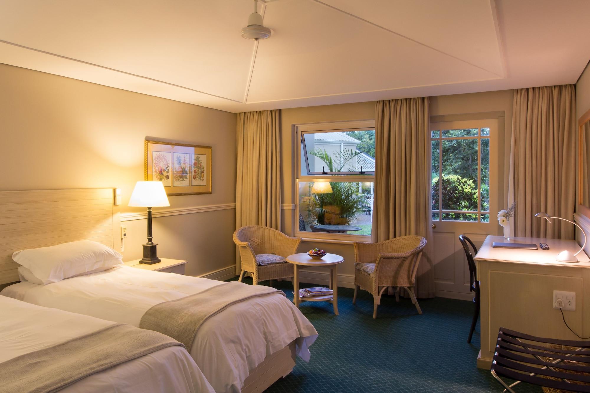 Quarry Lake Inn East London Bagian luar foto
